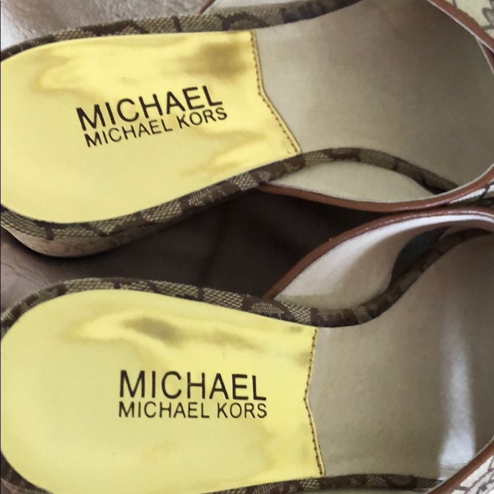 Micheal Kors shoes size 7-EUC - Picture 4 of 5